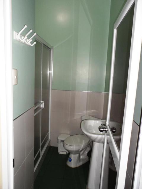 Hotel Jira Guayaquil Szoba fotó
