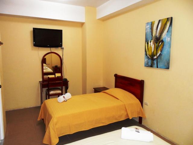 Hotel Jira Guayaquil Szoba fotó