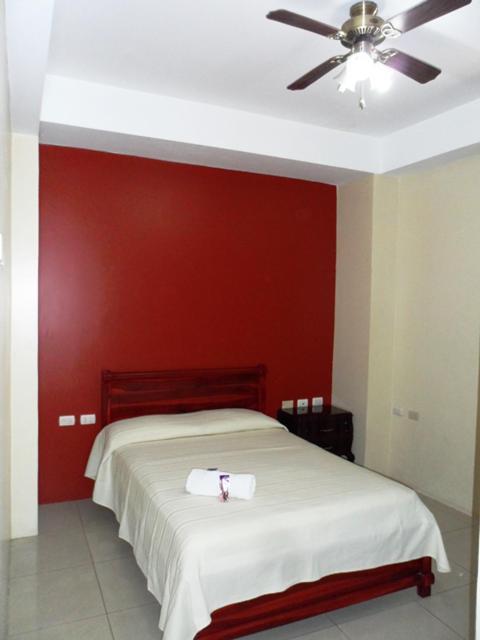 Hotel Jira Guayaquil Szoba fotó