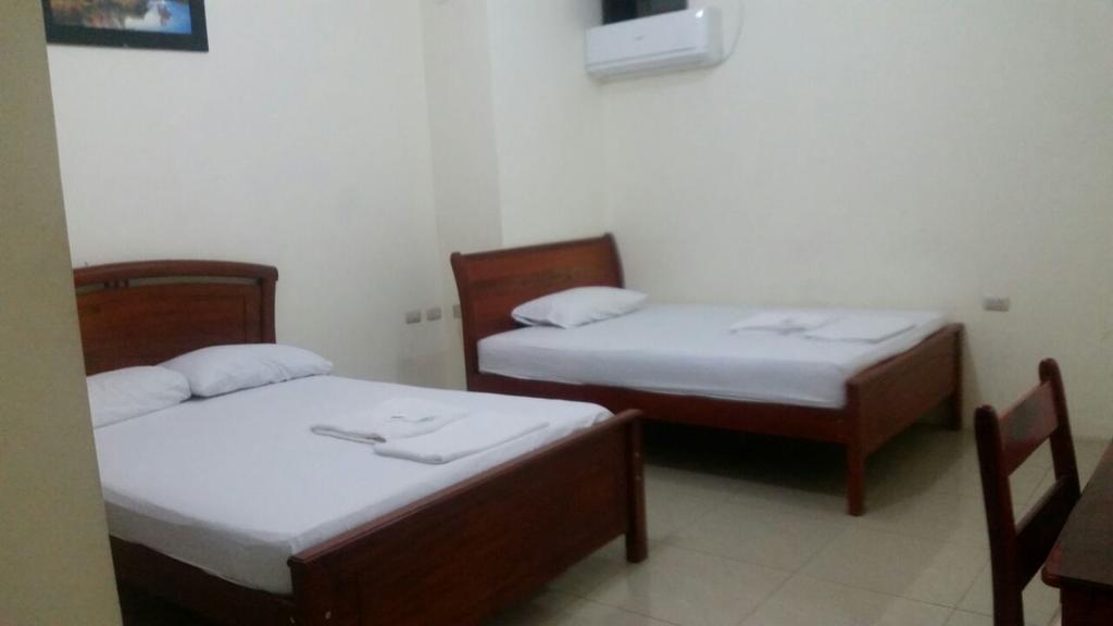 Hotel Jira Guayaquil Kültér fotó